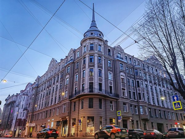 В гости к петербурженке — в дом со шпилем на Петроградской стороне - фото 3