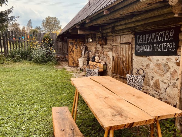 Сувенир из Псковщины: мастер-класс по керамике в старинном амбаре - фото 3
