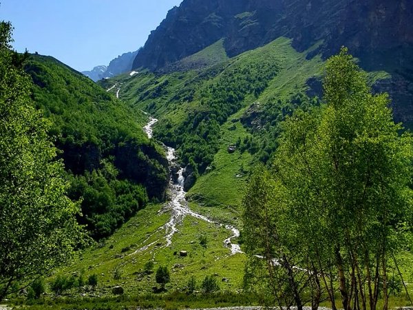 Через ущелье Адыр-Су — к горе Уллу-Тау, исполняющей желания - фото 1