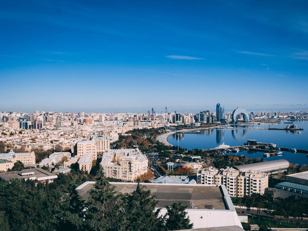 Трансфер из аэропорта в Баку на микроавтобусе - фото 3