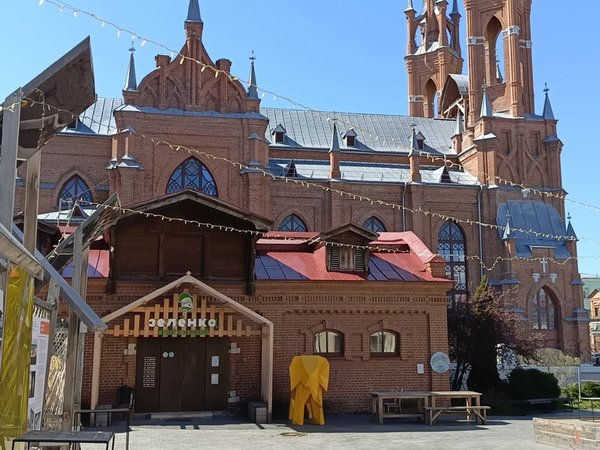 Обзорная прогулка по Самаре с посещением легендарного бара (18+) - фото 3