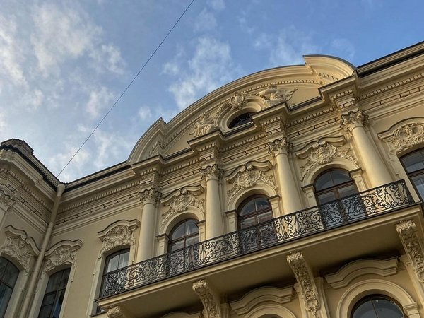 Моховая улица. Дома и судьбы