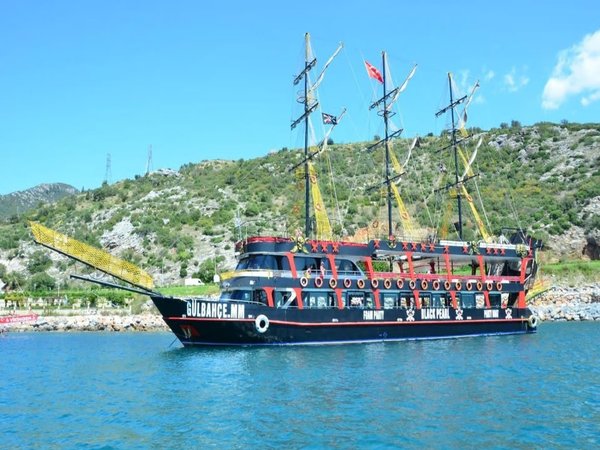 Из Аланьи в море: круиз на пиратском корабле для всей семьи