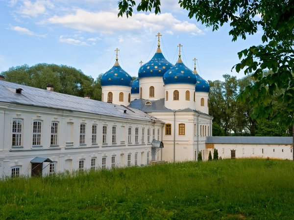 Великий Новгород и его удивительные окрестности (на вашем авто) - фото 1
