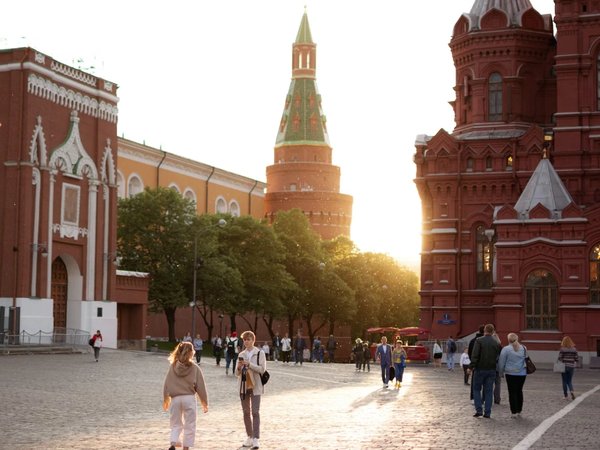 Красная, Манежная и Театральная площади на экскурсии в мини-группе - фото 1