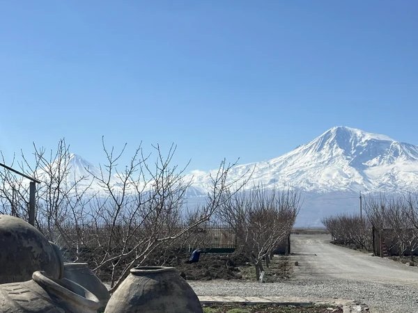 Винное путешествие под аккомпанемент Арарата и Нораванка