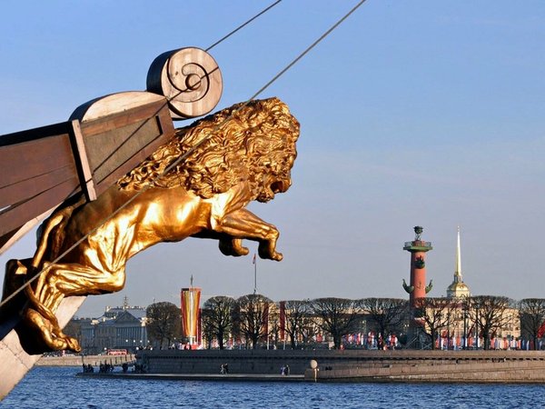 Мобильный квест «Львы — хранители Петербурга»