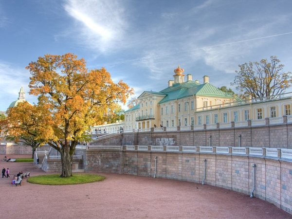 Групповая экскурсия в Ораниенбаум, Меншиковский дворец и Морской собор - фото 2