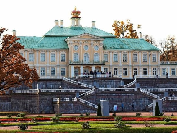 Групповая экскурсия в Ораниенбаум, Меншиковский дворец и Морской собор - фото 3