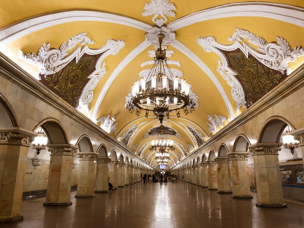 Путешествие в пространстве и времени: метро «Комсомольская» - фото 3