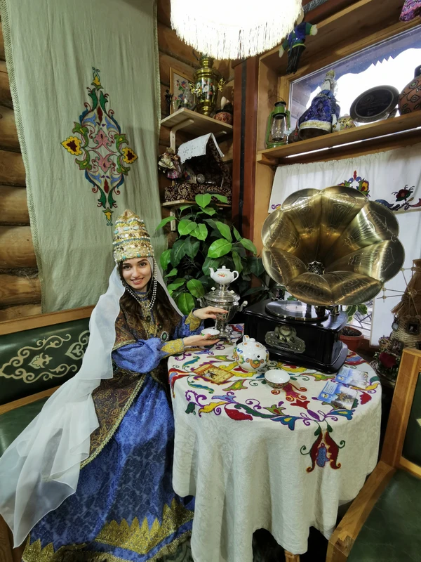 Колоритная Казань на автомобиле и за чашкой чая