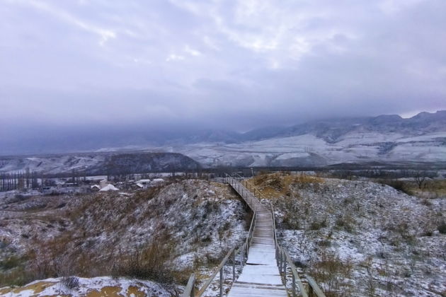 Сулакский каньон, Бархан Сарыкум, Пещера, Подвесной мост-4