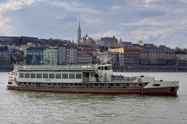 Круиз по Дунаю c приветственным напитком