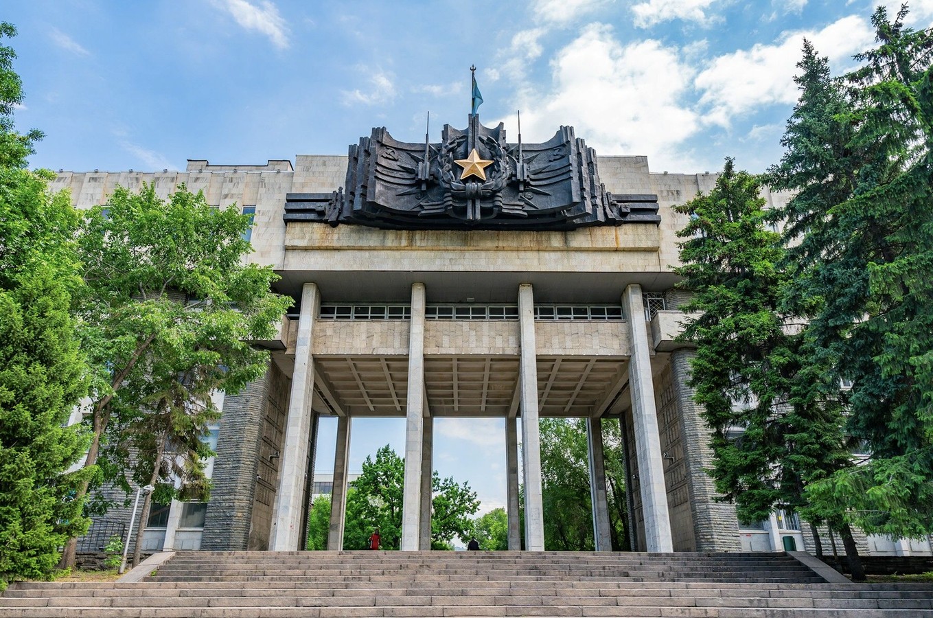 История, символы и природа Алматы