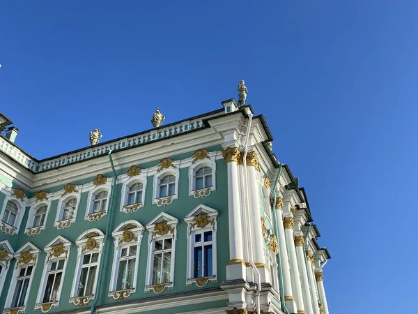Архитектура и история города на Неве: обзорная экскурсия по Петербургу - фото 3
