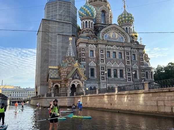 Рассвет на сапе возле Спаса на Крови