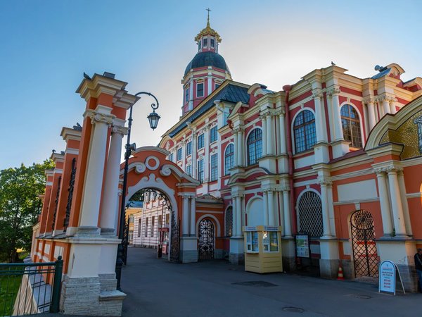 Часовня Ксении Петербургской и Александро-Невская лавра - фото 4