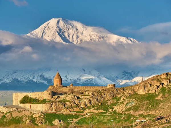 Путешествие из Еревана к монастырям Хор Вирап и Нораванк