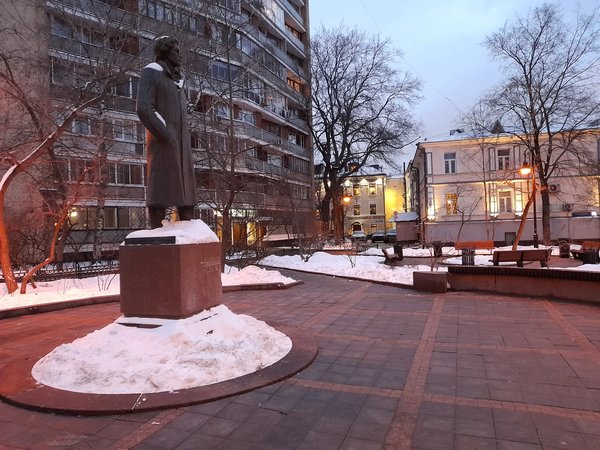 Любовь великих: авторская экскурсия по центру Москвы (18+) - фото 2