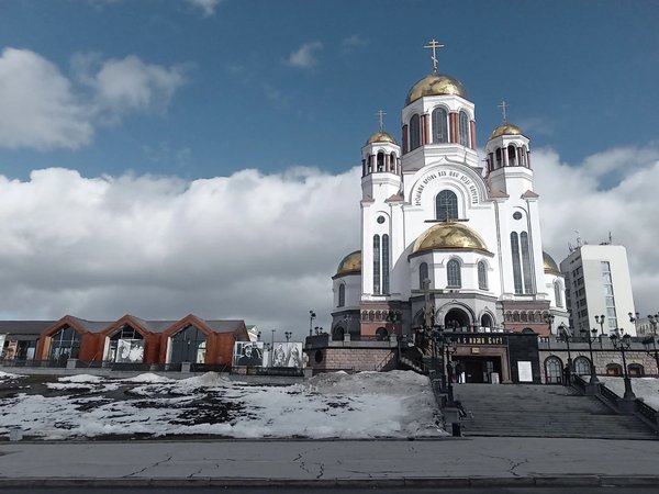 Роман о Романовых в Екатеринбурге - фото 1