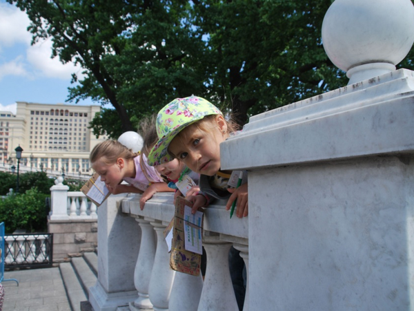 Экскурсия с заданиями для детей 6-11 лет по Александровскому саду - фото 2