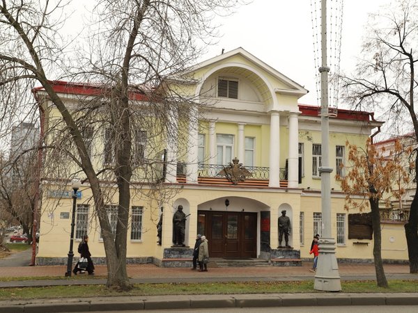 «По Главной улице с оркестром!» — в хорошем настроении по Екатеринбургу - фото 3