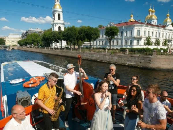 Плыви со звуком! Музыкальный рейс по каналам Петербурга - фото 2