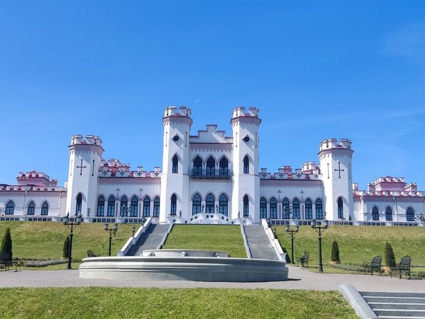 Трансфер из Бреста — в замки Коссово, Несвиж, Мир и обратно - фото 2