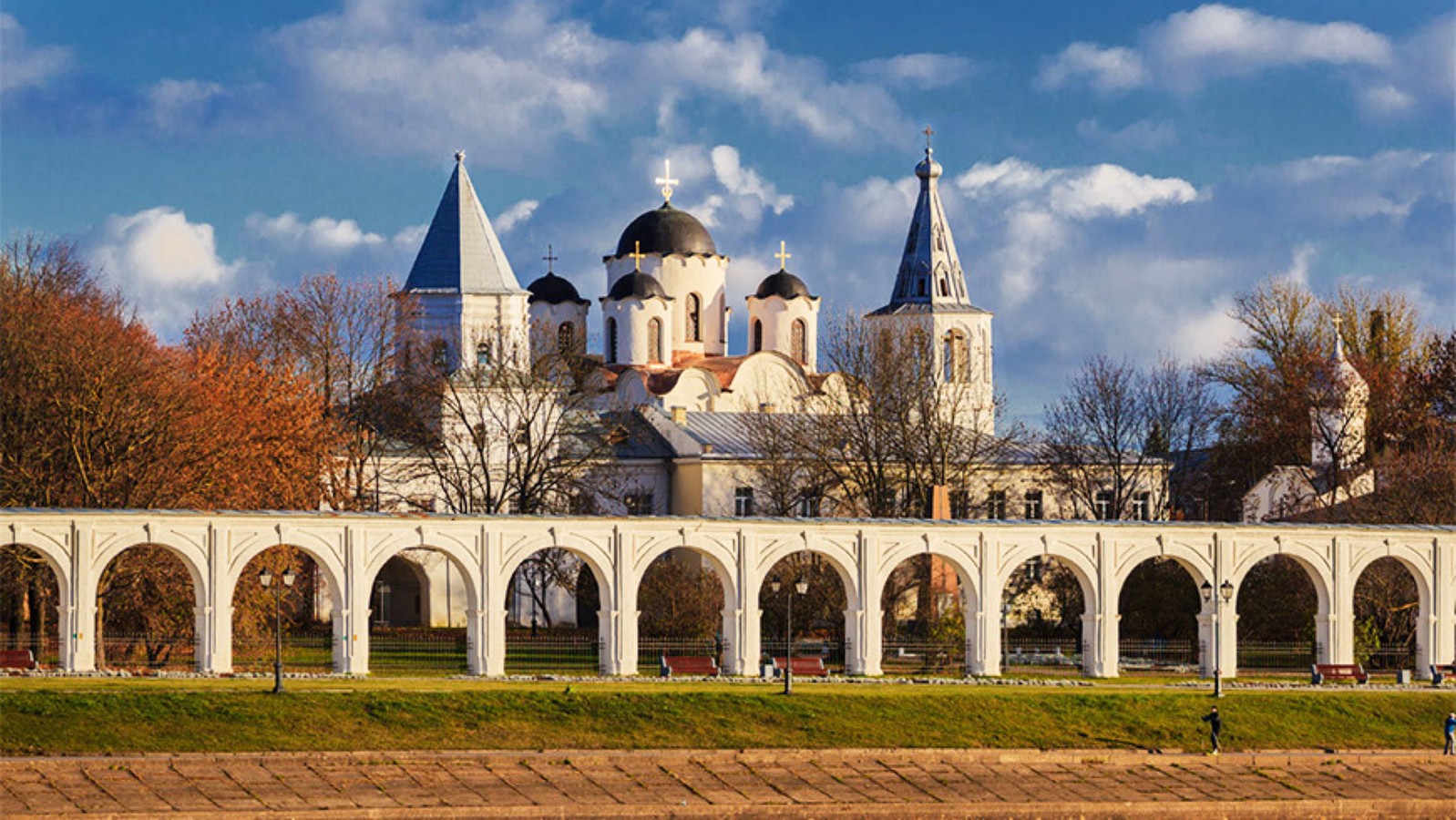 Величие старинного Новгорода (на вашем авто)