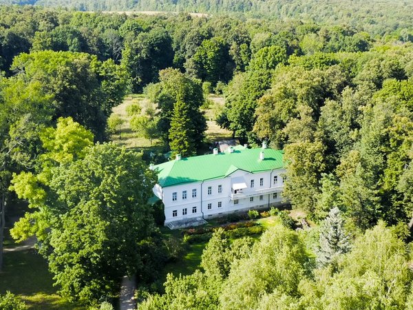 По следам русских классиков: Константиново, Ясная Поляна и Мелихово - фото 2