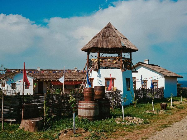 Из Краснодара — к казачьей станице «Атамань» и грязевым вулканам