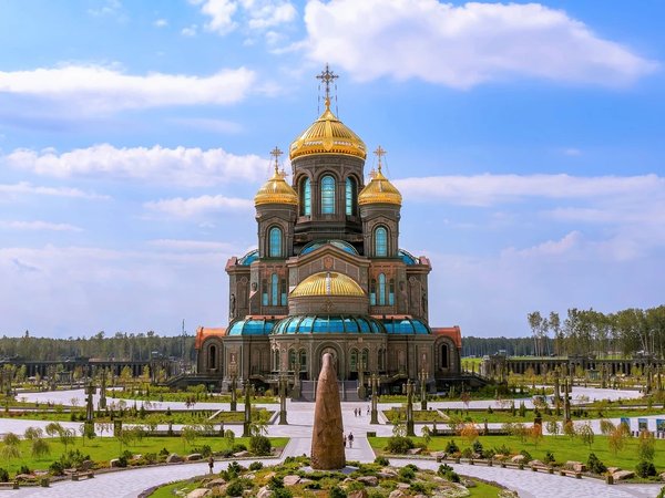 Поездка из Москвы в парк «Патриот» и храм Вооружённых сил - фото 1