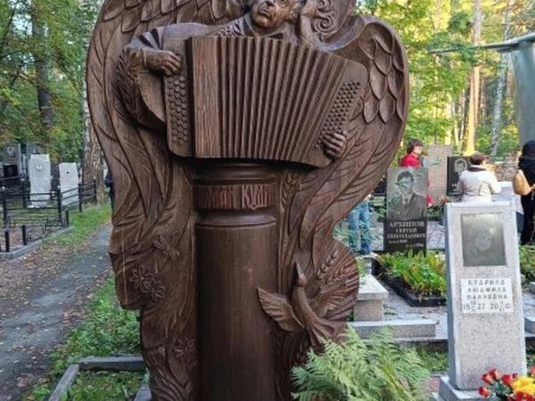 По Заельцовскому кладбищу в Новосибирске - фото 2