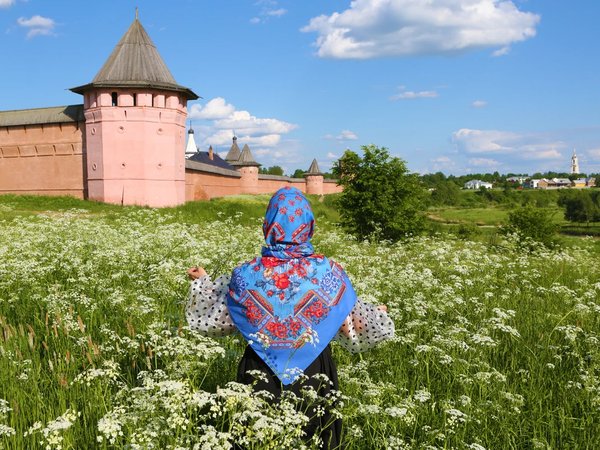 Путешествие по Золотому кольцу с ярмарочными гуляниями и мастер-классом от Бабы-яги - фото 1