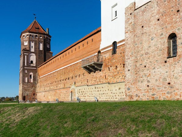 В Мир и Несвиж — разгадывать тайны замков (из Минска)