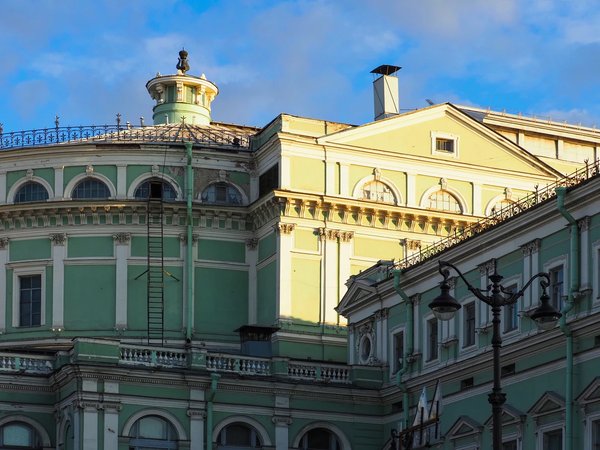 Прогулка в окрестностях Мариинского театра