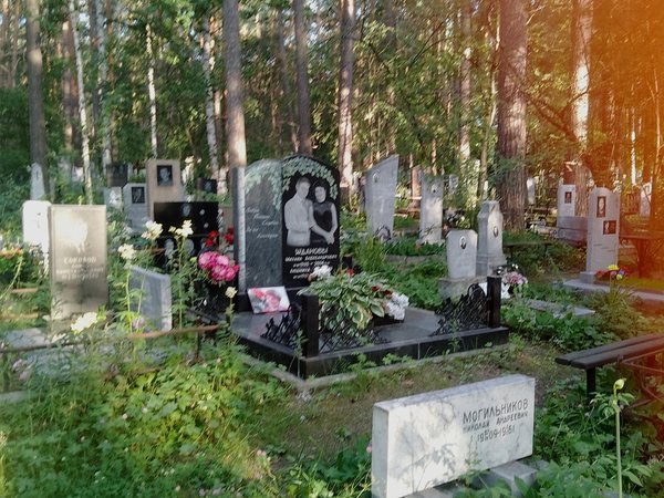 Некрополь как книга: истории постояльцев Широкой речки - фото 4
