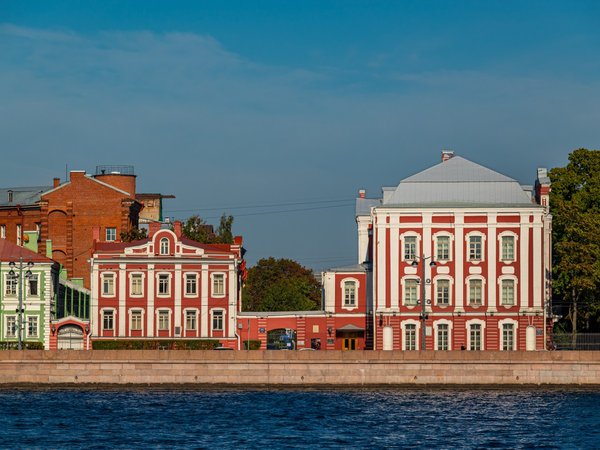 Университетская набережная — жемчужина Санкт-Петербурга