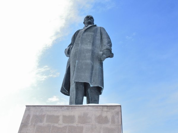 По полной загадок улице Ленина в Южно-Сахалинске - фото 4