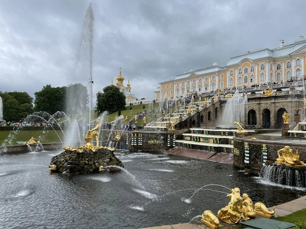 Петергоф и фонтаны Нижнего парка
