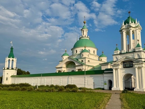 Ростов Великий — жемчужина на озере Неро (из Москвы) - фото 2