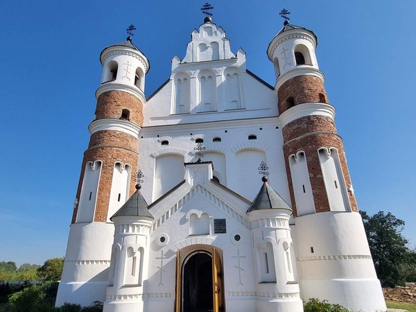 Трансфер из Минска — в Лидский замок, Мурованку и королевский Гродно - фото 3