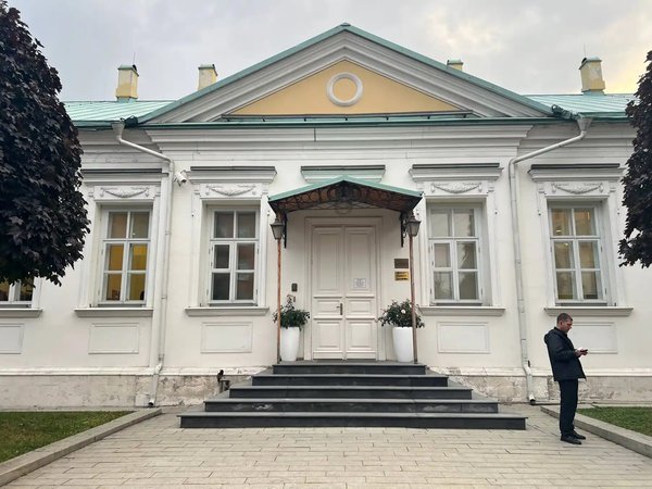 «Красная Роза» — городской квест в Хамовниках с ведущим (12+) - фото 3