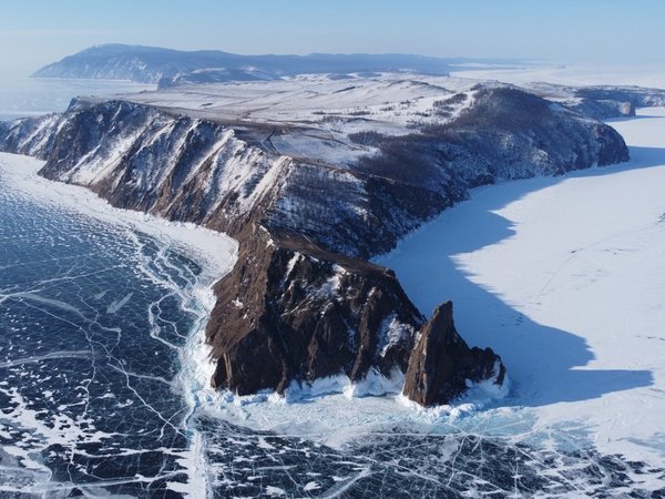 Ледяная магия Байкала: зимние забавы, обряды и история края - фото 4
