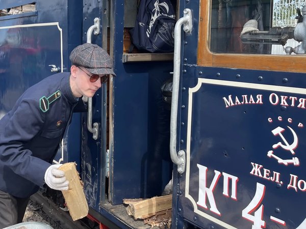 В Музей железных дорог и Екатерининский дворец — из Санкт-Петербурга - фото 1