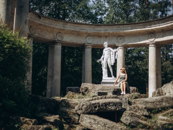 Блеск и роскошь царской усадьбы: фотосессия в Павловском парке