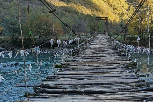 Фото экскурсии - Эксклюзив джип-тур: "Красавица Рица и Гегский водопад" - 14