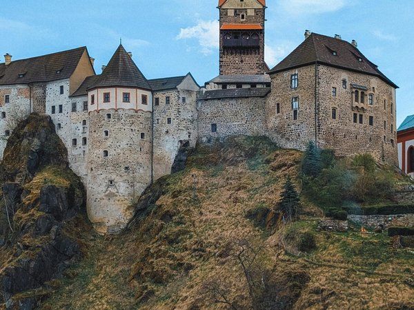 Легенды замка Локет и курортная гармония Карловых Вар — из Праги - фото 4