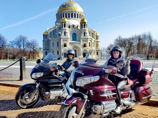 В Кронштадт и Петергоф — на мотоцикле из Петербурга