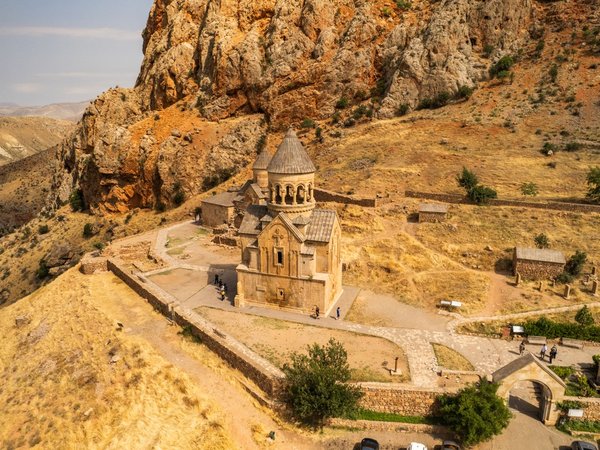 К Арарату и Арени — из Еревана: Хор Вирап, Нораванк и Пещера птиц - фото 3